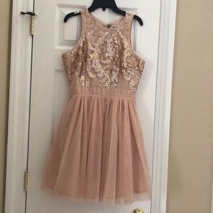 New never worn short party dress by Lulus
